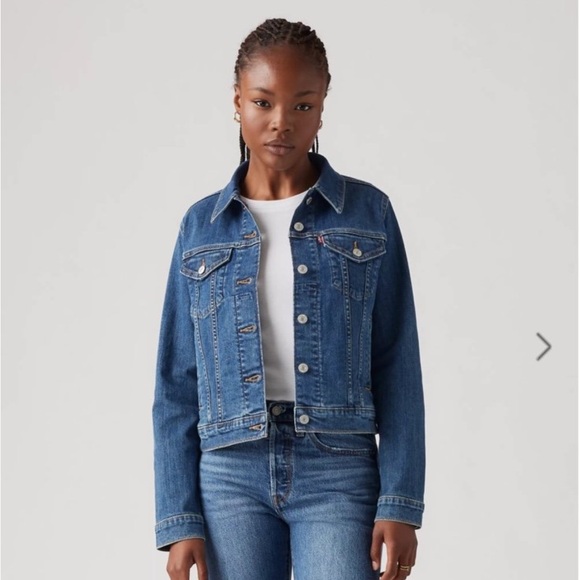 Levi's Jackets & Blazers - Levi’s original trucker jacket medium
